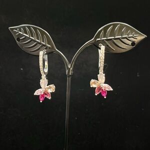 NWT City by City Crystal and Silver Earrings